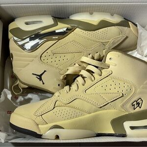 WMNS JORDAN MVP SIZE 6 TEAM GOLD/SHADOW BROWN FB9019 700 BRAND NEW